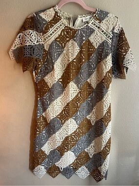 Just Me Brown, Gray & White Lace Diamond Shift Dress